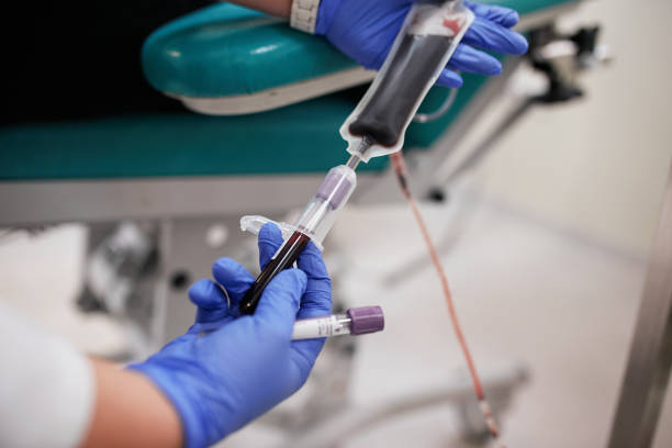 什么是干細胞移植？全面了解干細胞移植的類型、問題和治療過程！